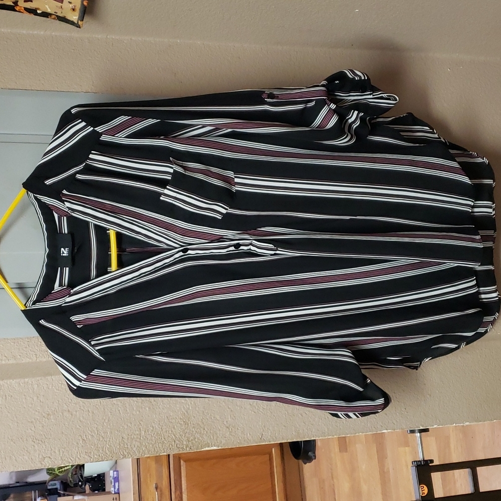 IZ Byer Striped Roll Tab Sleeve Top XL